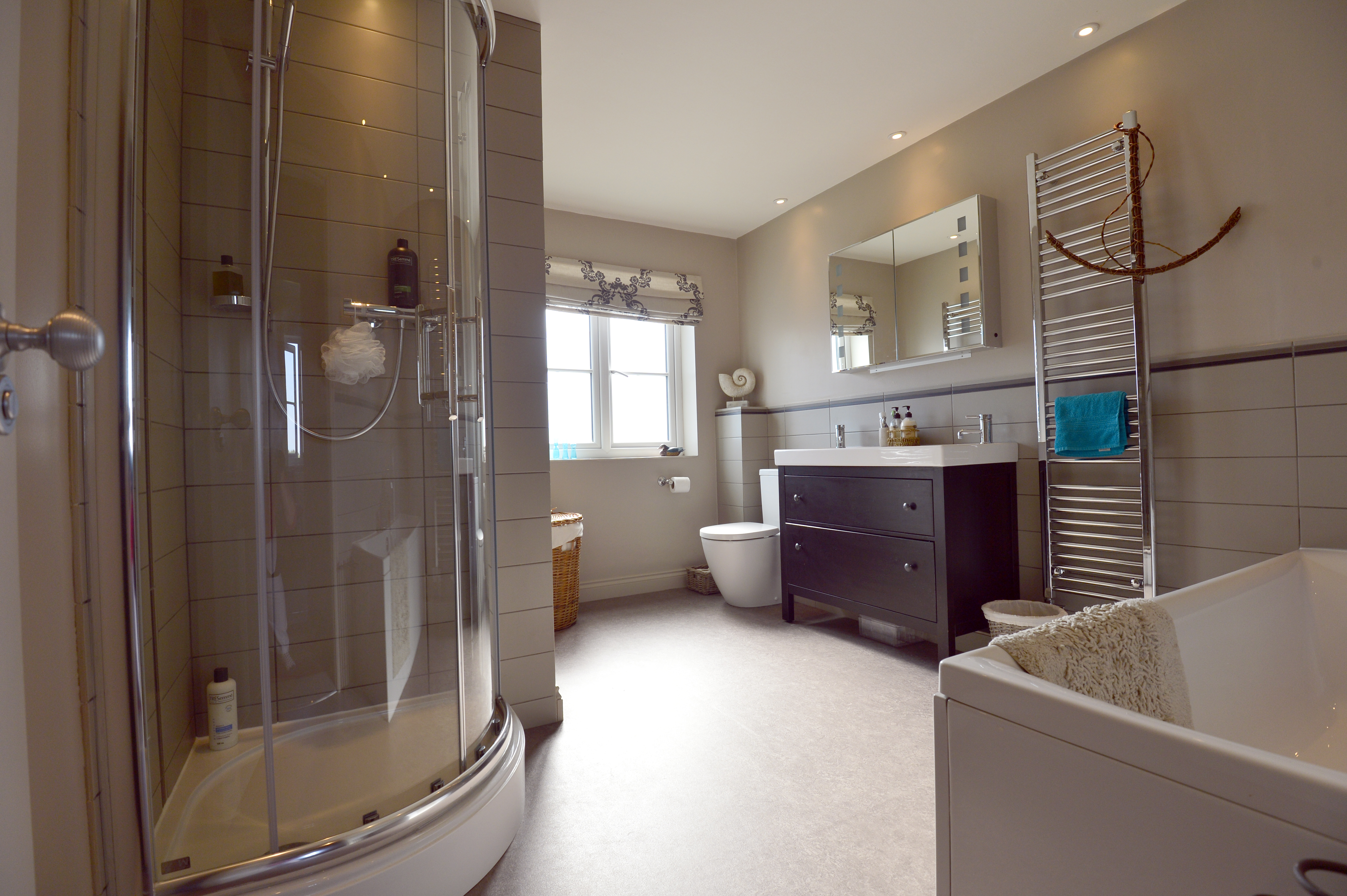 Bathroom Interior Design in Cublington, Buckinghamshire by Sarah Maidment Interiors, Brighton, Hove and East Sussex